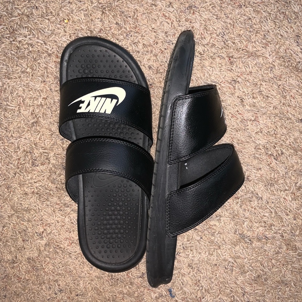 Nike slides